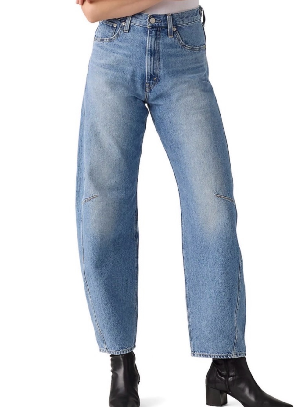 Levi's Light Blue Women's Cropped Straight-Leg Jeans